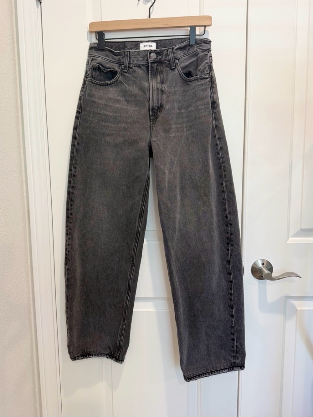 PISTOLA Wes High Rise Barrel Jeans in Caviar Faded Black size 26 - Picture 3 of 8